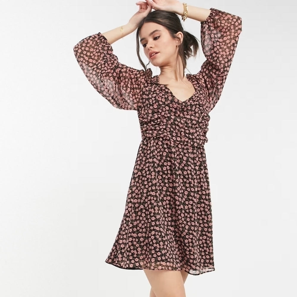 NWT River Island floral ruched bust mini dress in pink